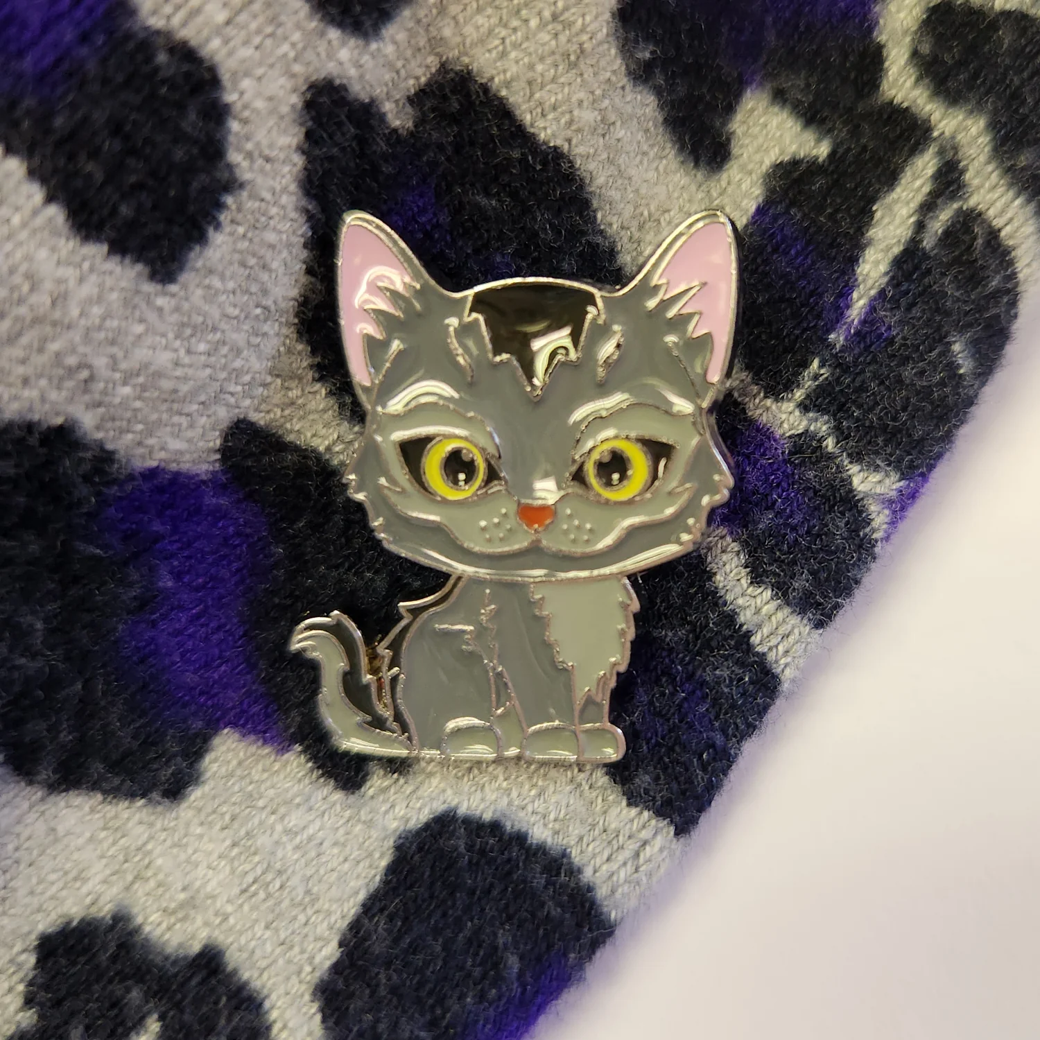 Graystripe - Enamel Pin - Image 2