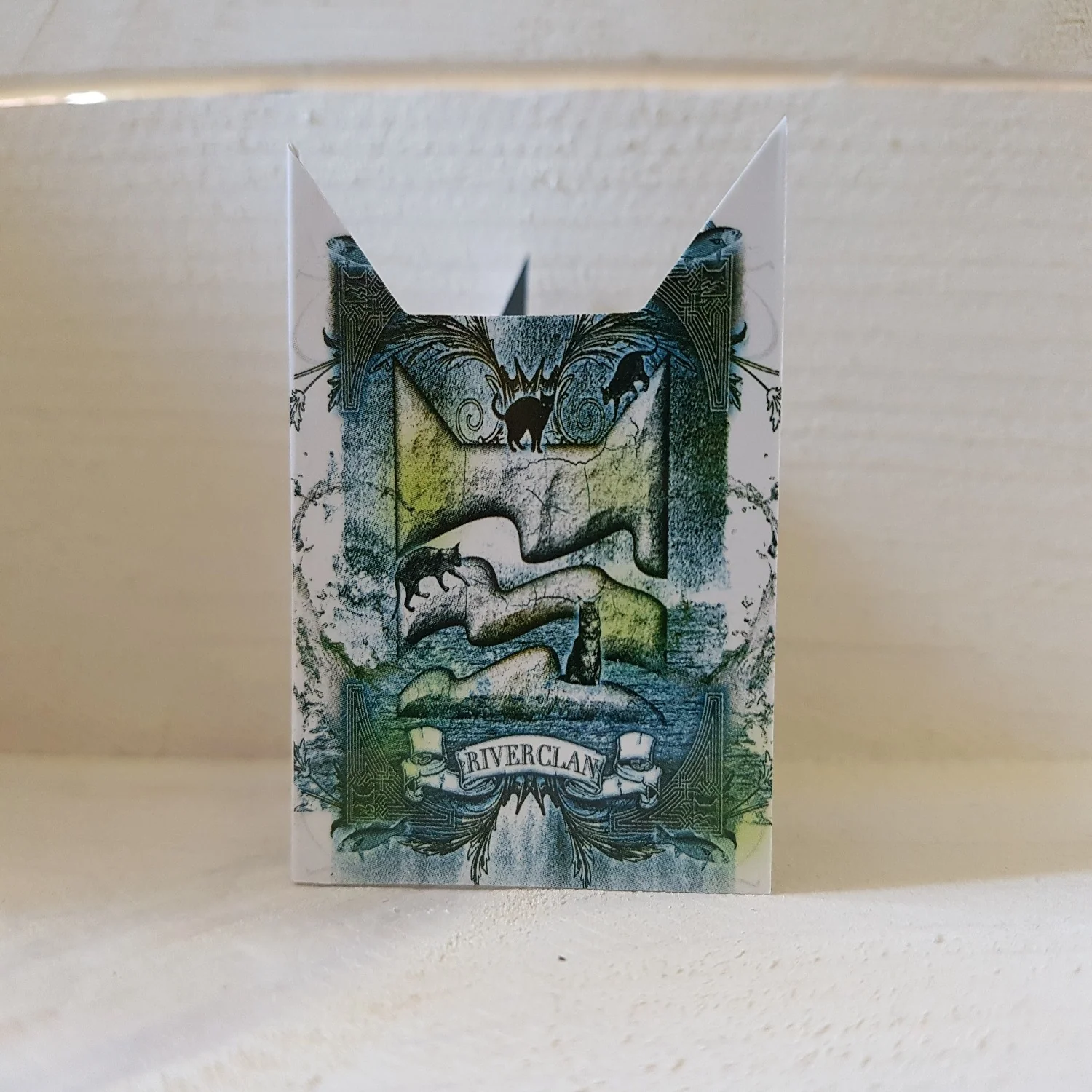 Collector's RiverClan Pin Badge - Image 5