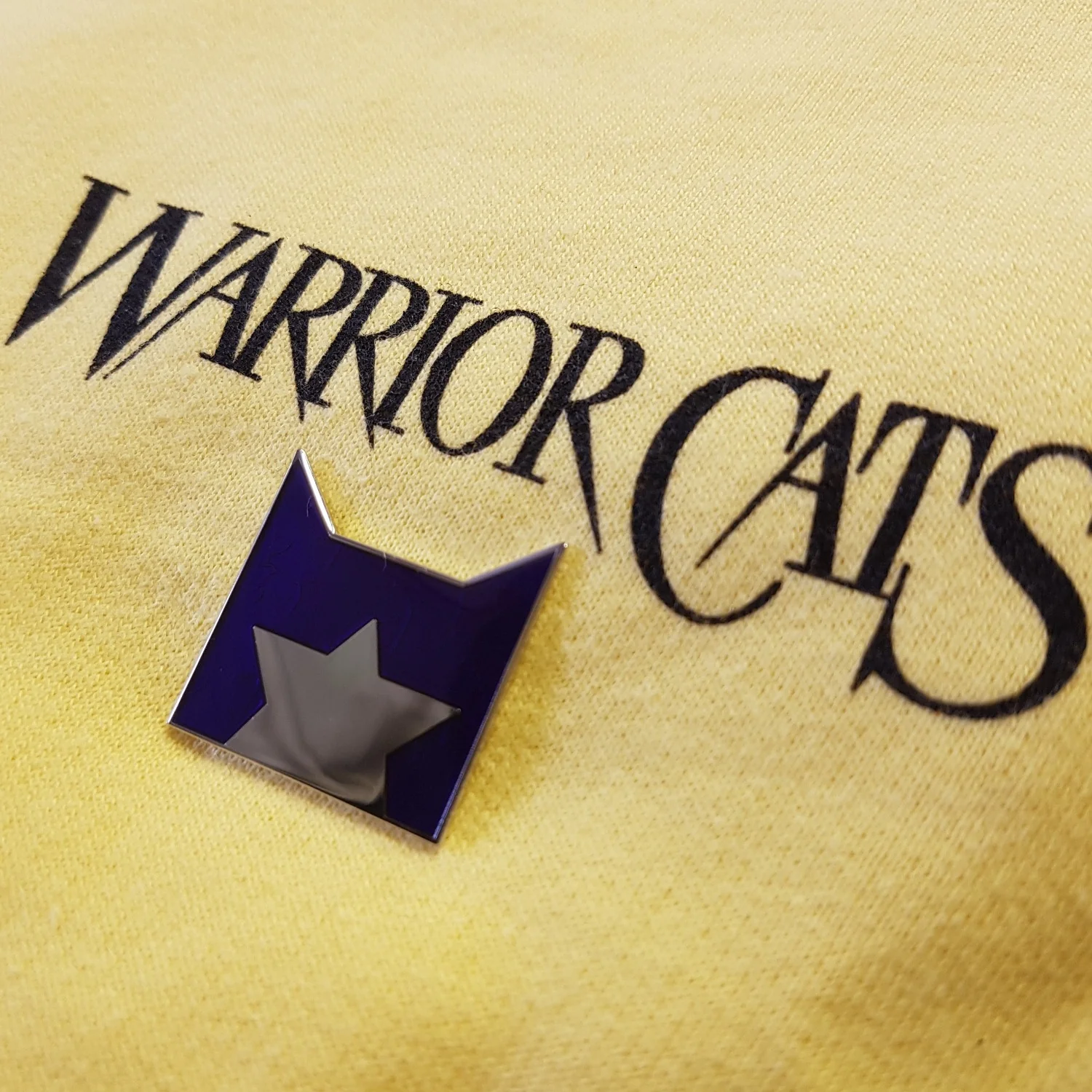 Collector's StarClan Pin Badge - Image 2