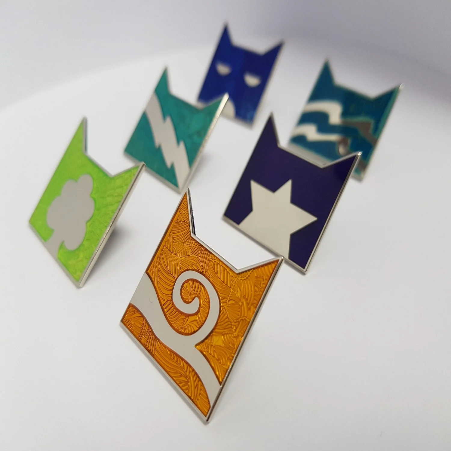 Collector's StarClan Pin Badge - Image 3