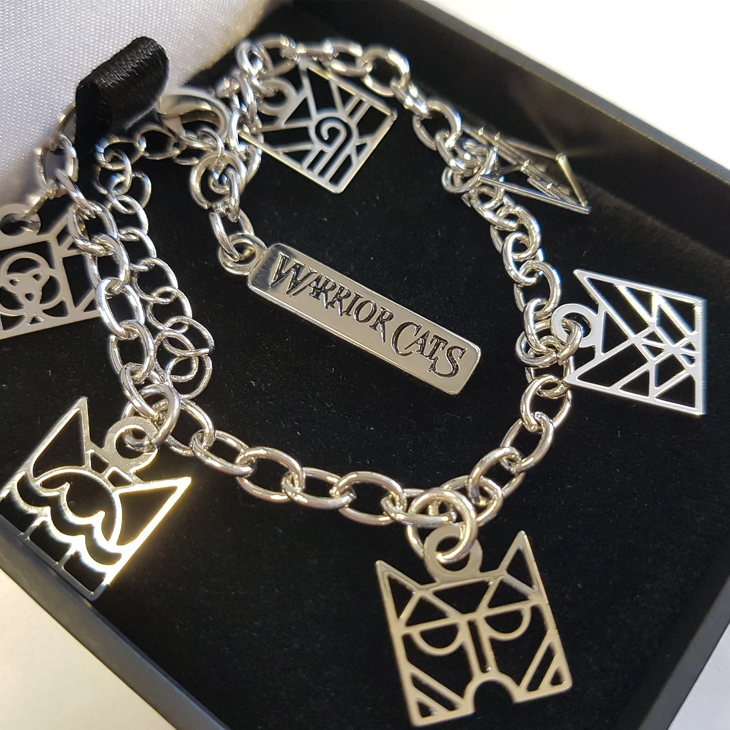 Clan Charm Bracelet - Image 5
