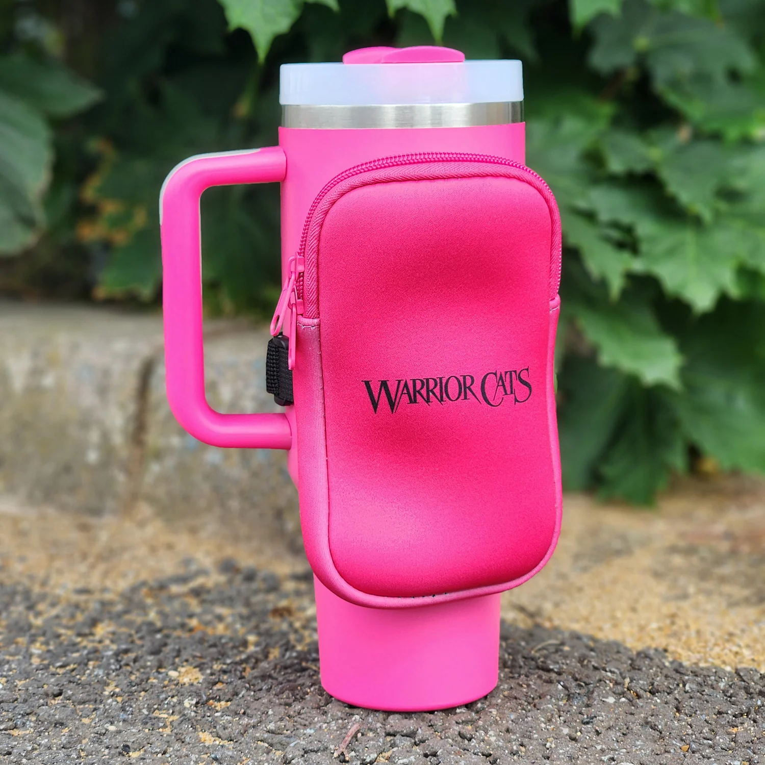 Warrior Cats Giant Travel Mug Pouch - Image 2