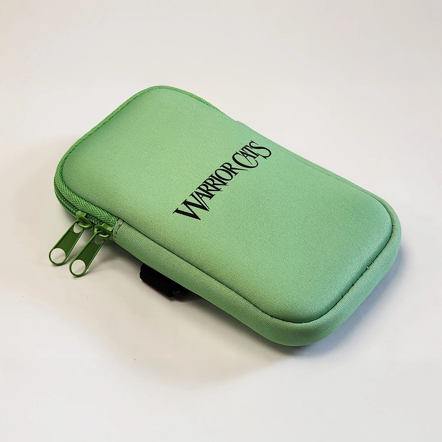 Warrior Cats Giant Travel Mug Pouch - Image 4