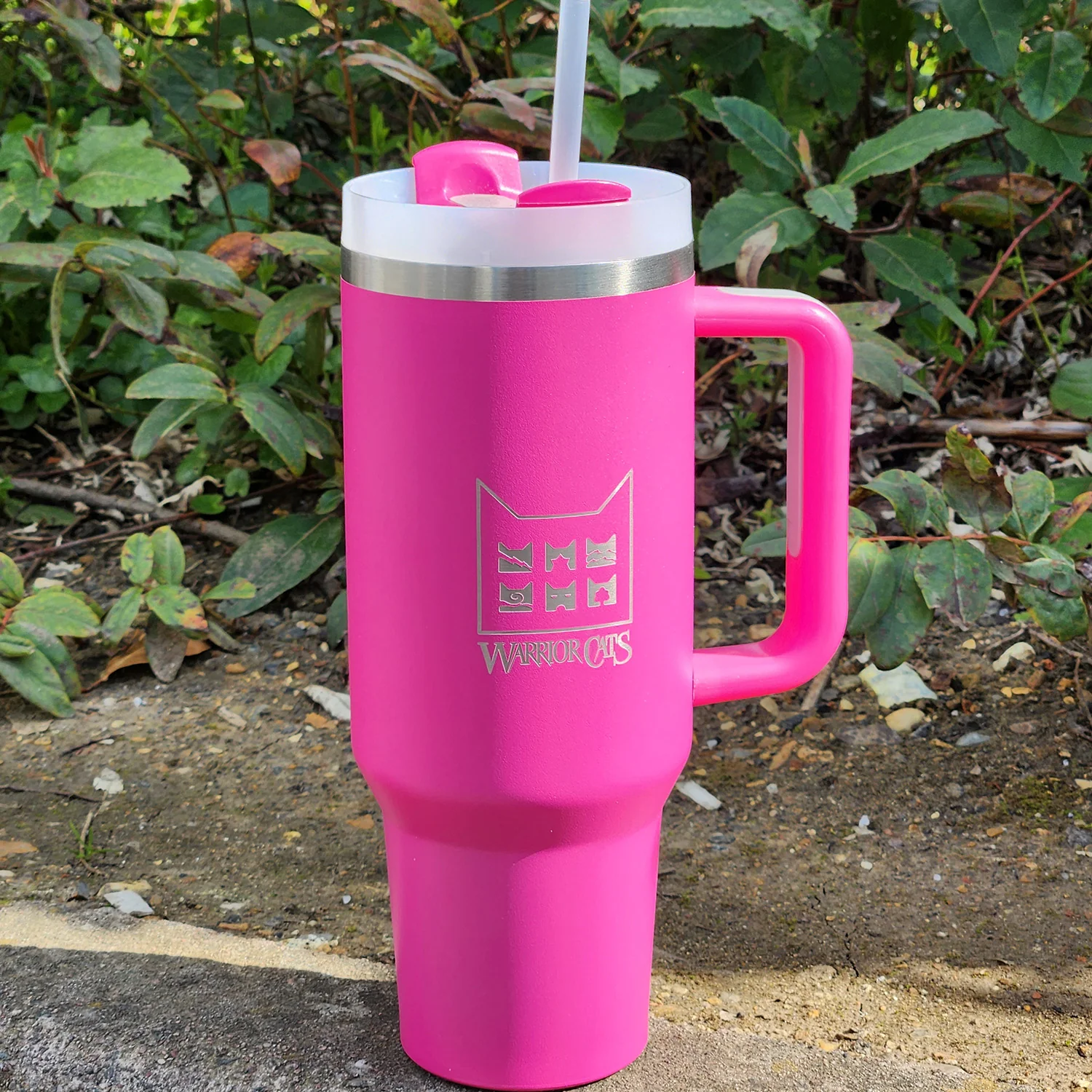 Warrior Cats Giant Travel Mug with Straw - Image 7