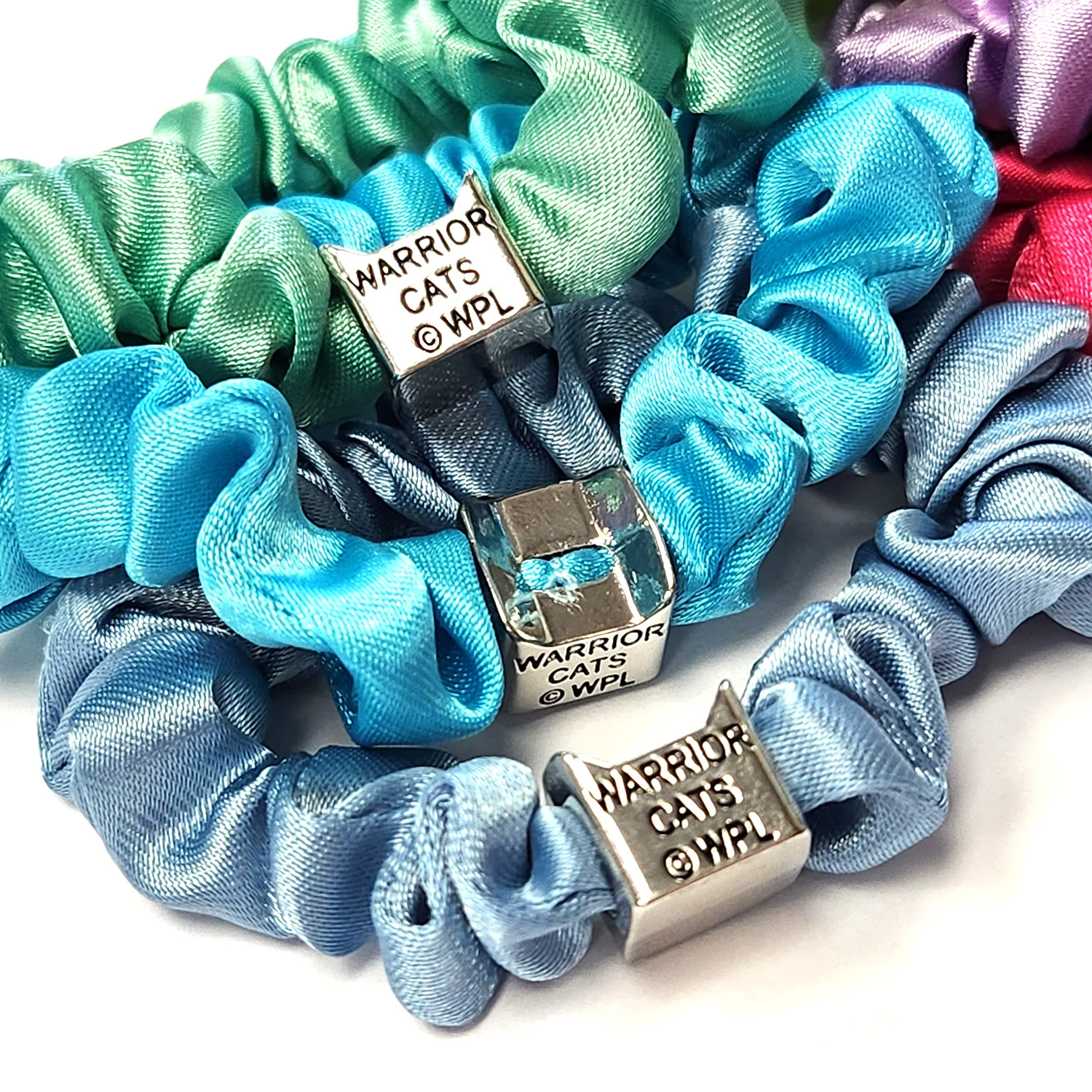 Warrior Cats Hair Scrunchie Set with Charm - Image 2